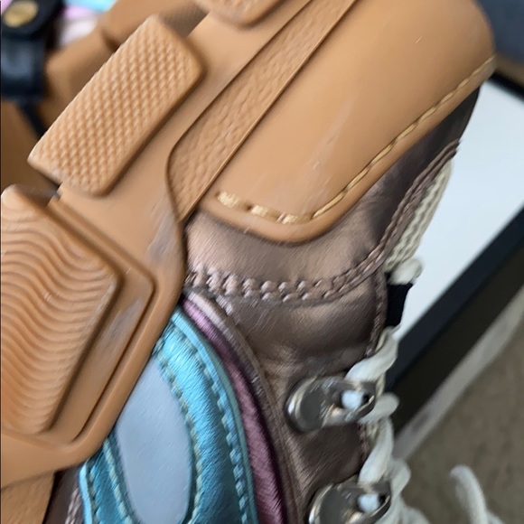 SOLD - Picture 7 of 11